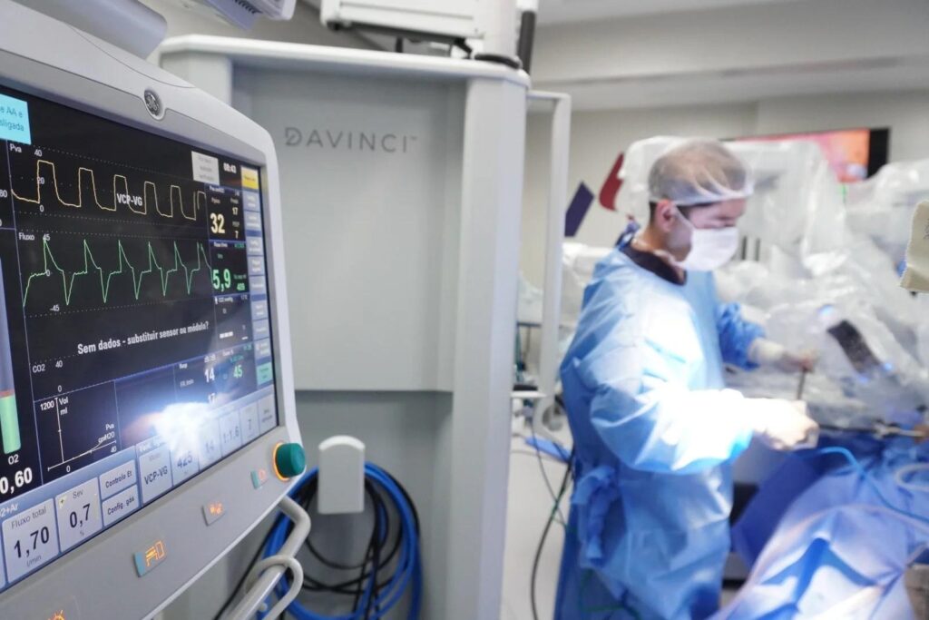 Cirurgia robótica no Hospital São Mateus